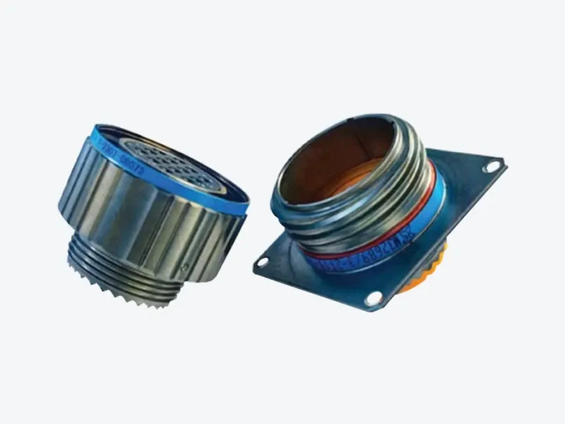 XY2 lightweight micro circular plug and square-flange receptacle